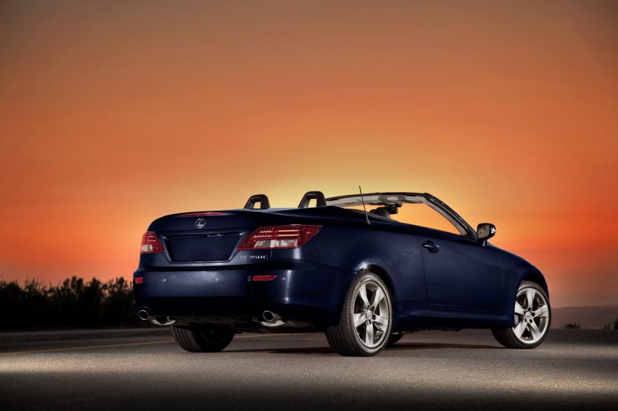  Lexus IS350C 2008 года  (фото 50 из 108)